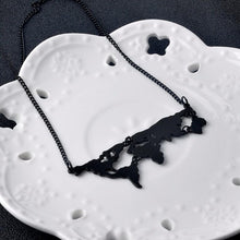 3 Colors World Map Pendant Necklace *GREAT GIFT* - Gear Consumer