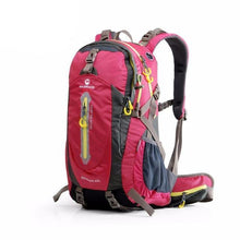 "Maleroads" 40L Camping/Hiking/Backpack/Travel Unisex Rucksack Bag (Raincover Included) - Gear Consumer